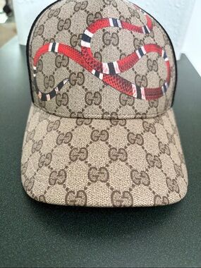 Gucci Brown GG Supreme Cap with Red Snake Motif